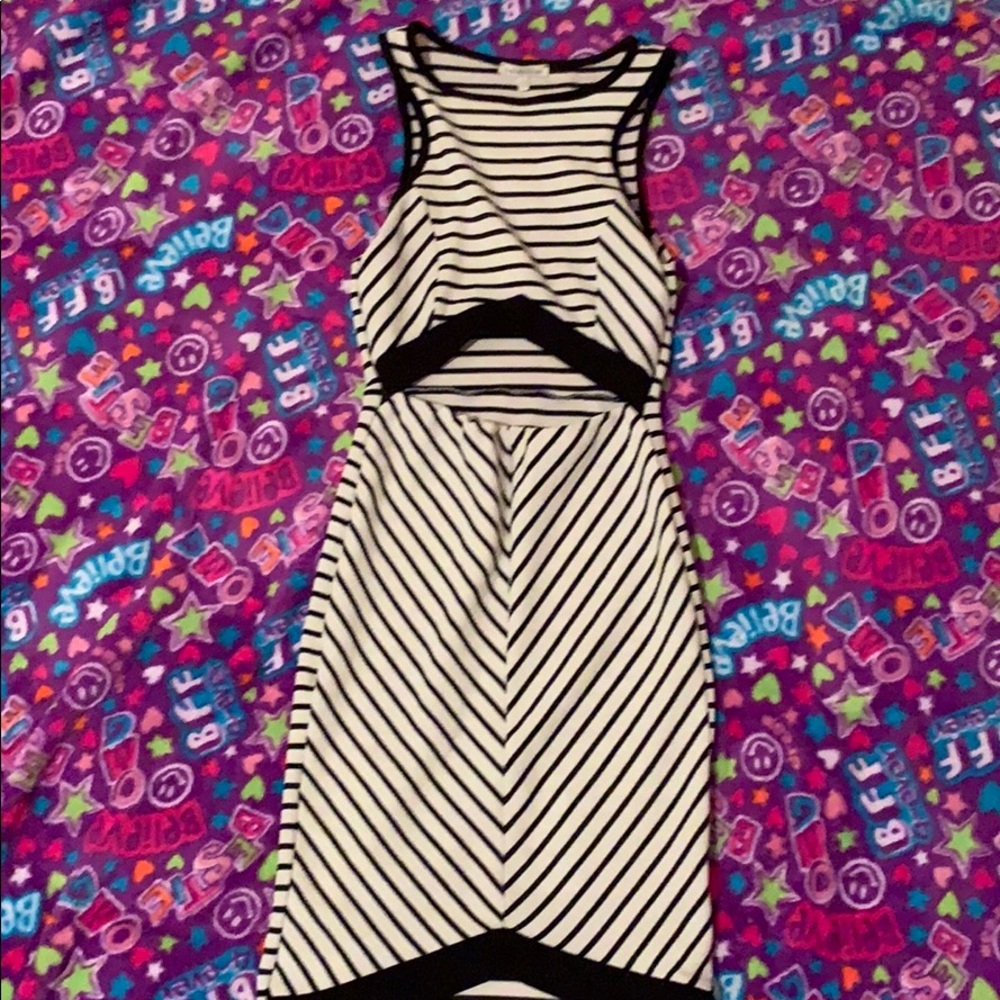 A good condition dress  👗